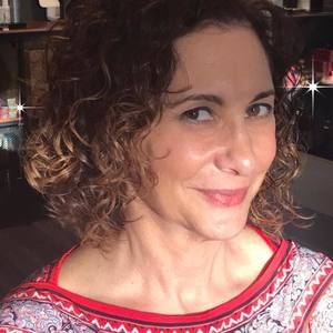 Meet your Posher, Debra